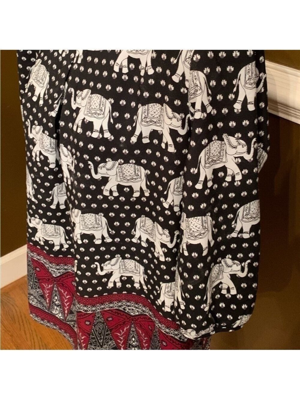 Pink Owl Elephant Pullover Blouse With 3/4 Length Sleeves and Slitted Sides - Picture 4 of 7